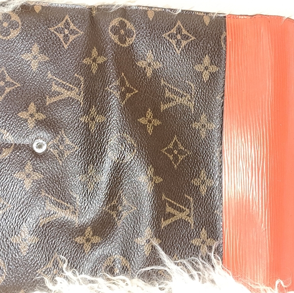 LV Marie Wallet - Picture 11 of 11